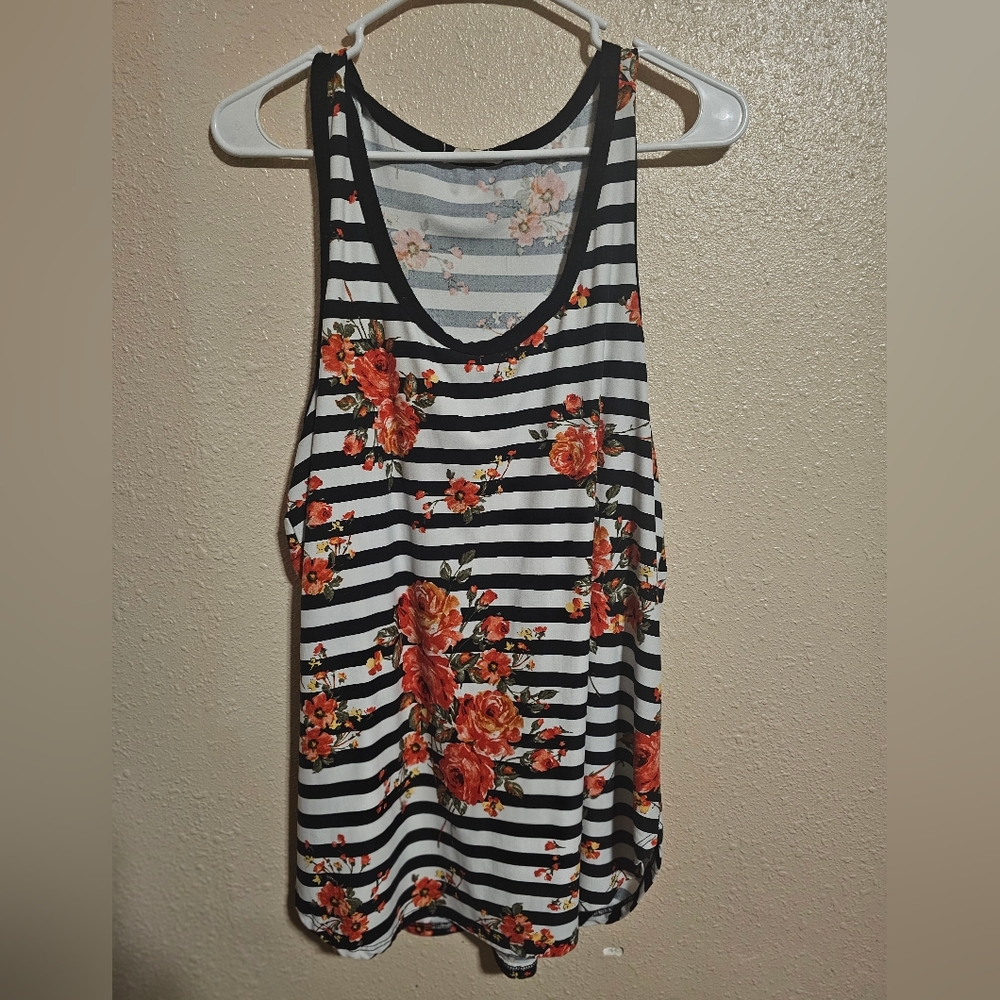Black and white stripe tank 1xl